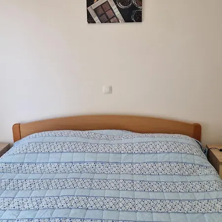 Vera 3*