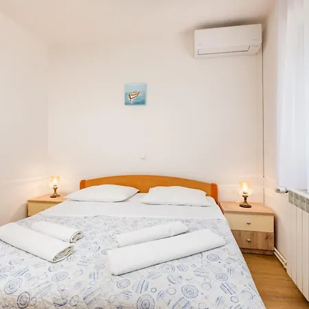Vera Πανσιόν 3*